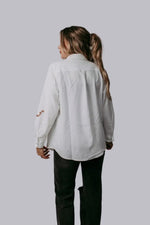 Western cut out embroidery pearl snap button down shirt.