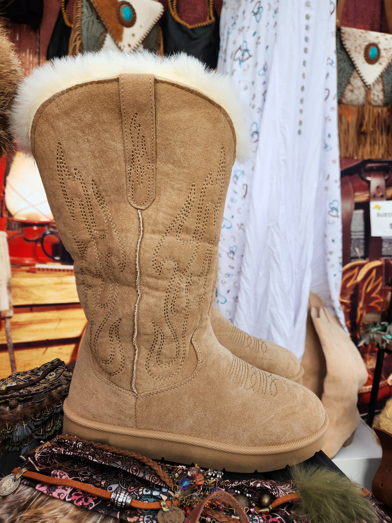 Lined western winter snugs