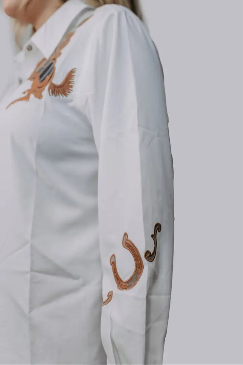 Western cut out embroidery pearl snap button down shirt.